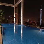 Lux 36B Studio With Klcc Infinity Pool View