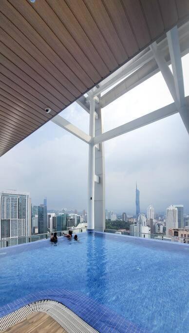 Lux 36b With Klcc Infinity Pool View Pangsapuri *