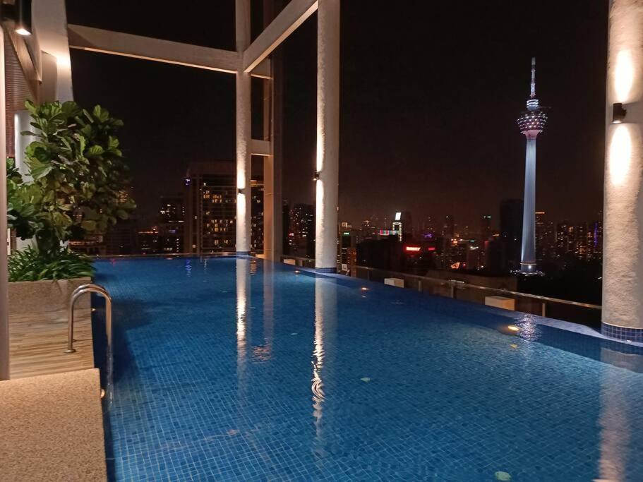 Pangsapuri Lux 36b With Klcc Infinity Pool View *