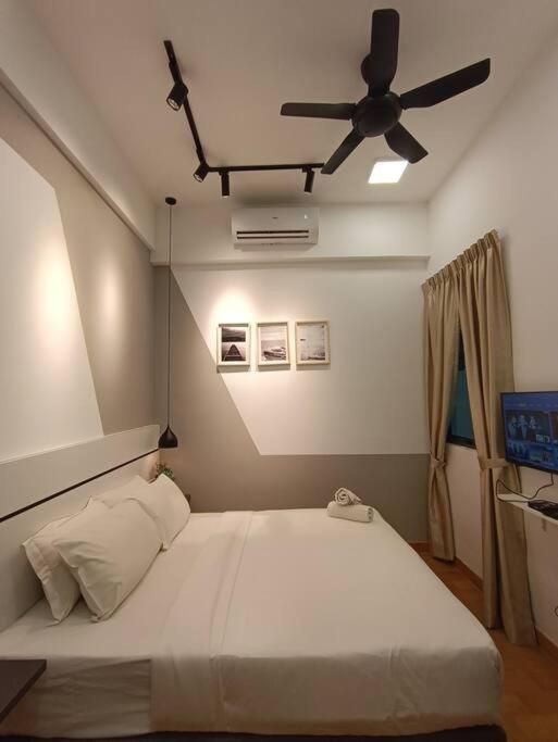 Lux 36b With Klcc Infinity Pool View Appartement *