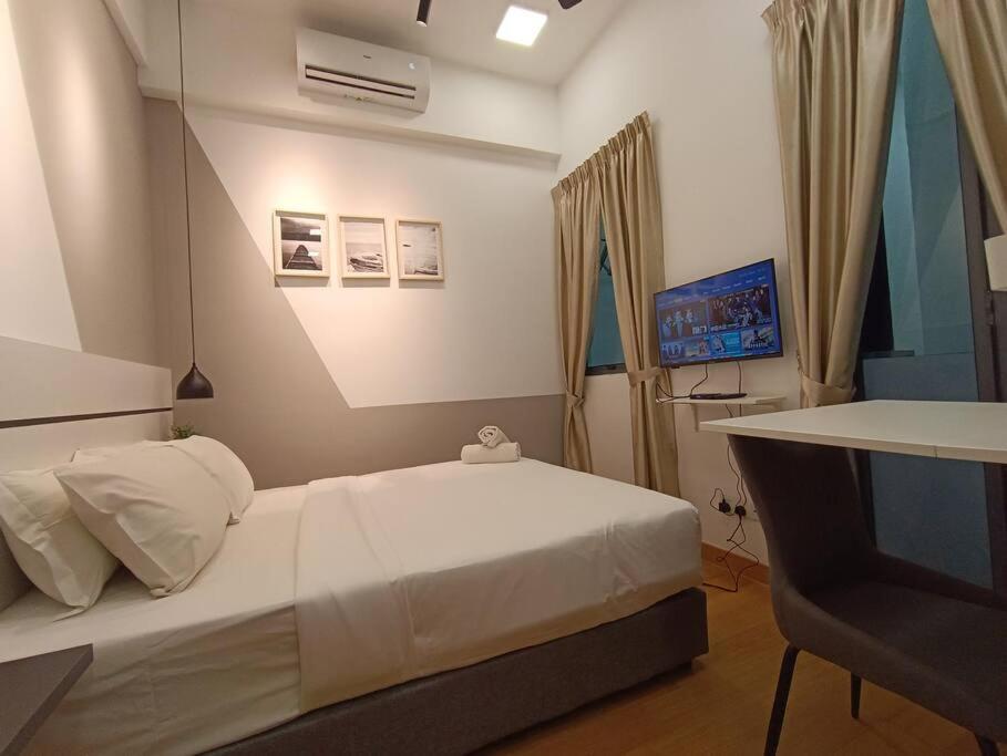 Lux 36b With Klcc Infinity Pool View Appartement